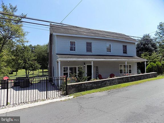 2nd image of 66 High Rd