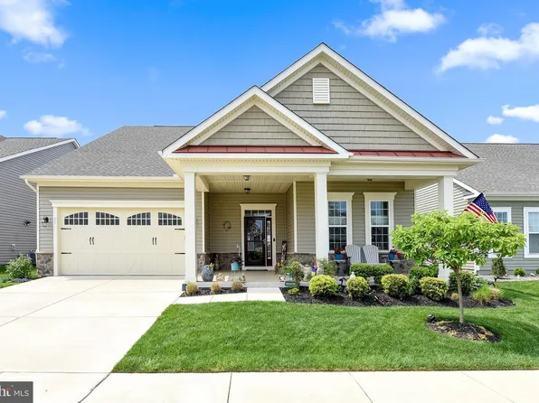 69 Champions Dr, Bridgeville, DE 19933