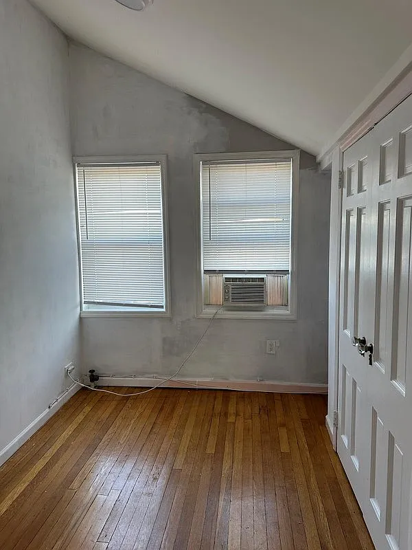 Westbury Ave, Carle Place — Photo 2