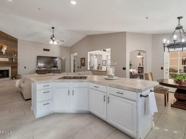 8695 E CHARTER OAK Drive, Scottsdale, AZ 85260
