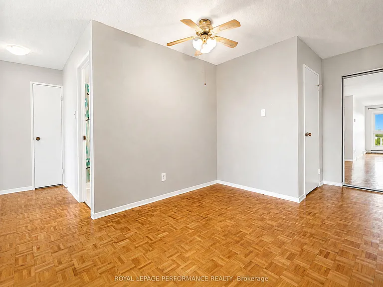 158C McArthur Ave #708 — Photo 11