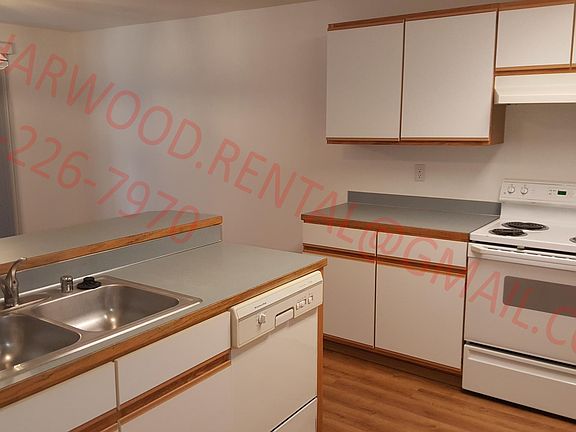 5th image of 11621B 47th Ave NE