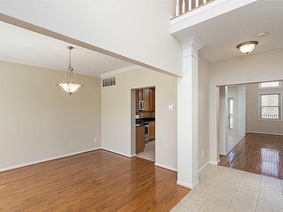 5th image of 8373 Ashmont Way