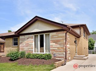 959 S Hawthorne Ave, Elmhurst, IL
