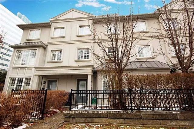 24 Glendora Ave