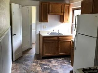 74 Chestnut St, Chicopee, MA 01013