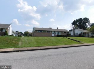 412 Somerset St, Fleetwood, PA 19522