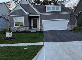 273 Medinah Dr, Commercial Point, OH 43116