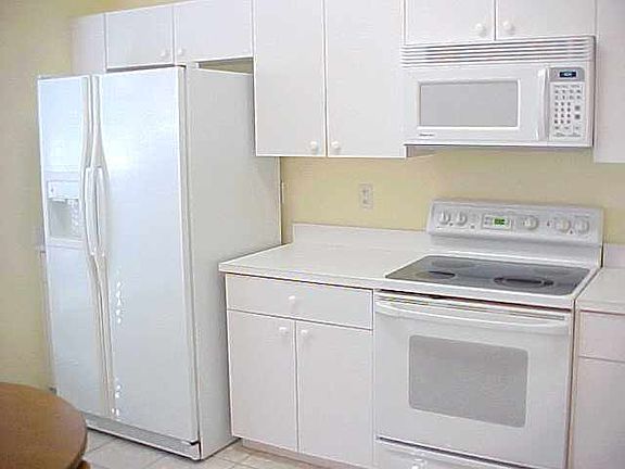 2nd image of 35335 Whispering Pines Dr