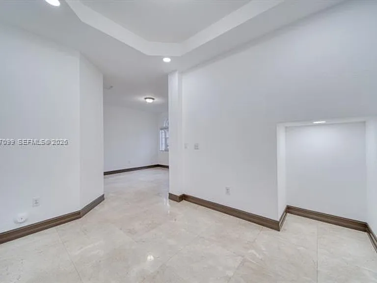 14115 SW 51st Ln #14115 — Photo 29