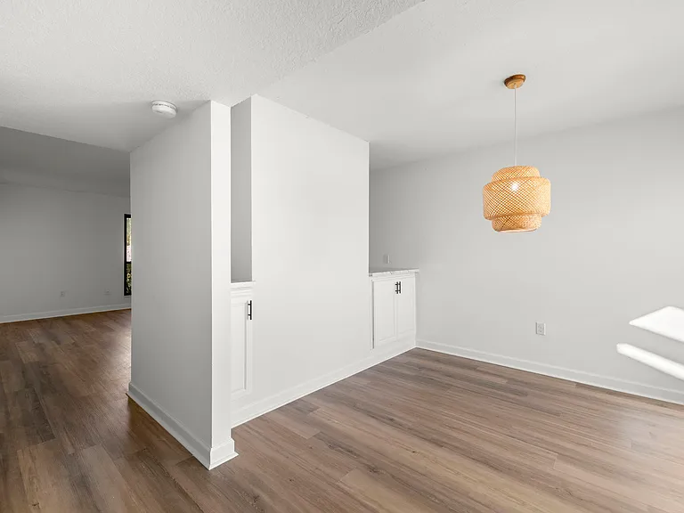 1 Windrush Blvd #19 — Photo 7