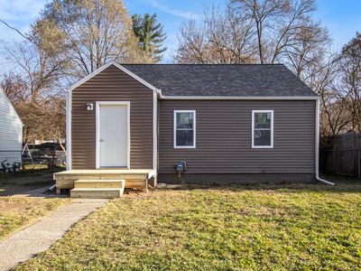 5374 Keyes Dr, Kalamazoo, MI, 49004
