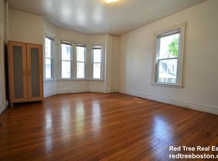 105 Forbes St #1D, Jamaica Plain, MA 02130