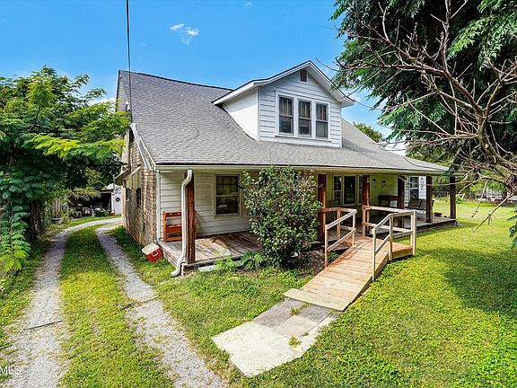 2nd image of 4325 Lonas Dr