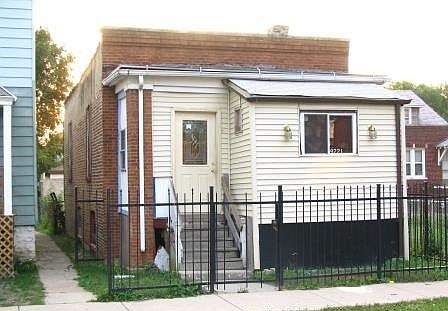 1st image of 9221 S Greenwood Ave