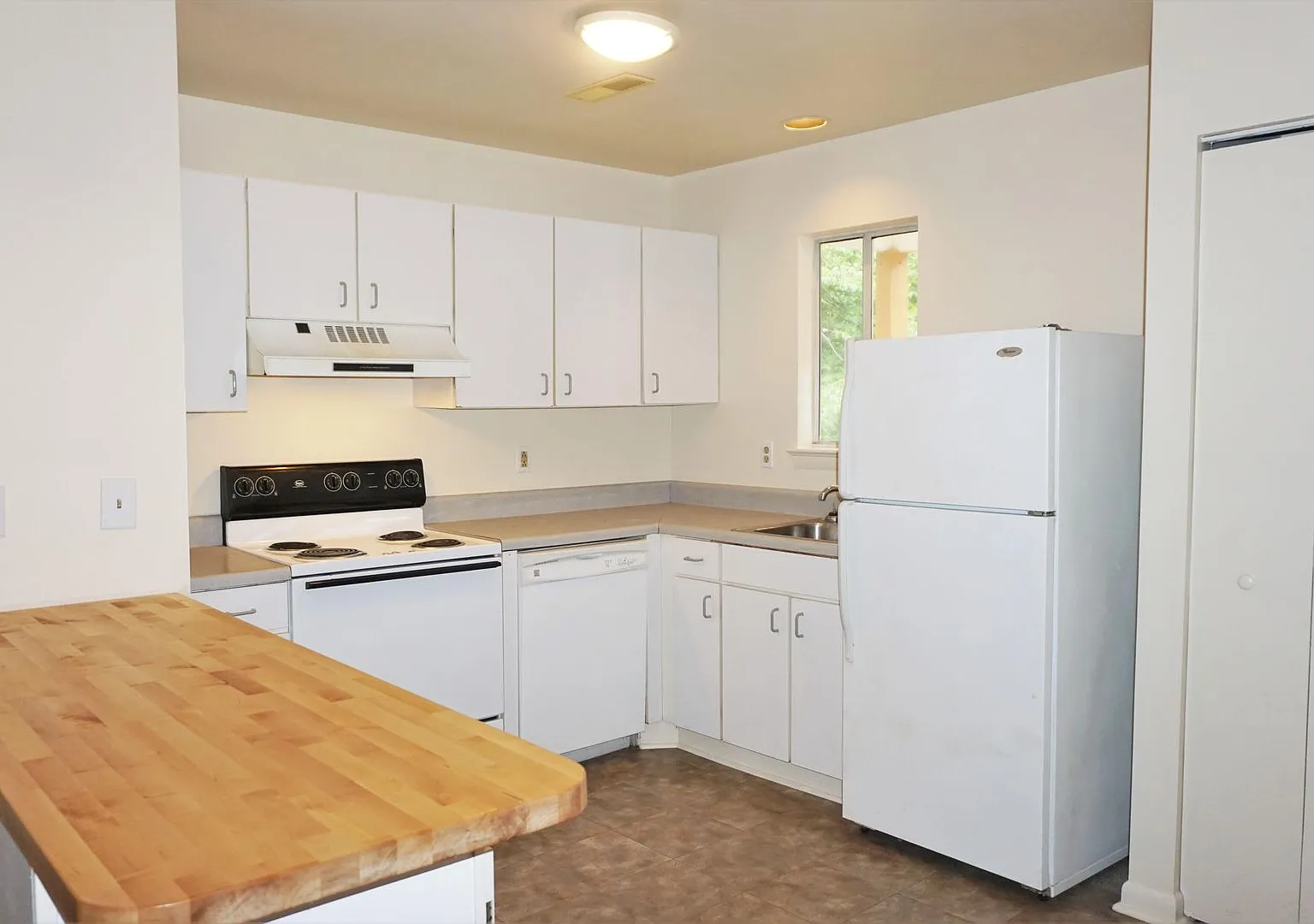Khare Duplex — Photo 2
