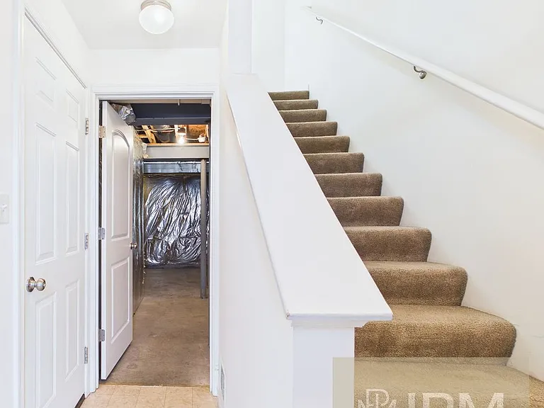 397 Mesa Ln — Photo 16