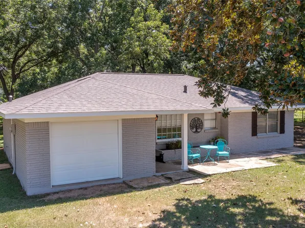 209 County Road 3187, Cleveland, TX 77327