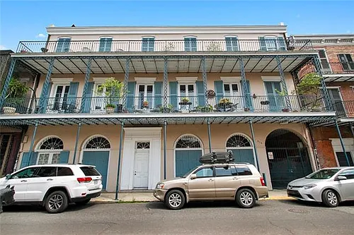 910 Chartres St #1 Photo 1