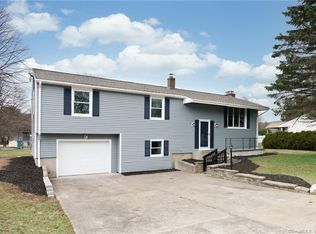 138 Fleetwood Rd, Plantsville, CT 06479