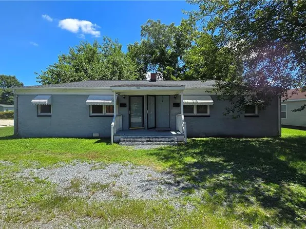 4112 Williamson St, Chesapeake, VA 23324