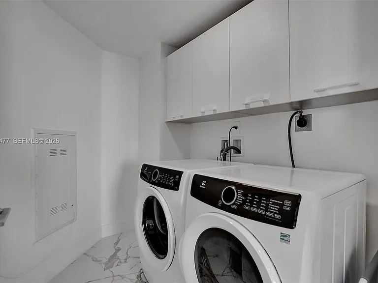 330 Sunny Isles Blvd #5-2207 — Photo 28