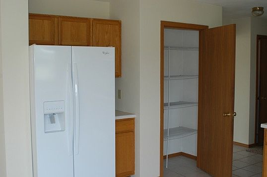 5th image of 2118 Southfield Ln
