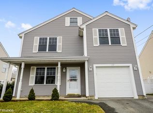 157 Oman St, Fall River, MA 02721