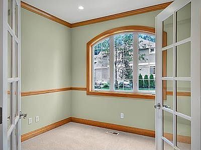 4th image of 16761 NE 120th St