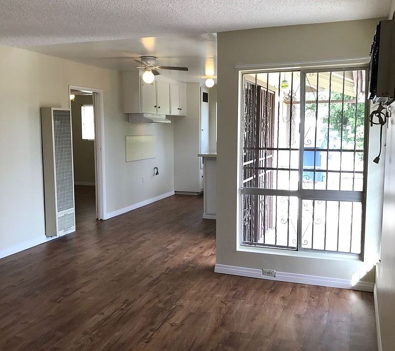 1st image of 3176 Farnsworth Ave APT 4