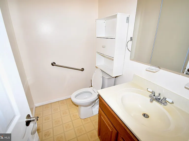 25253 Conrad Ct — Photo 14