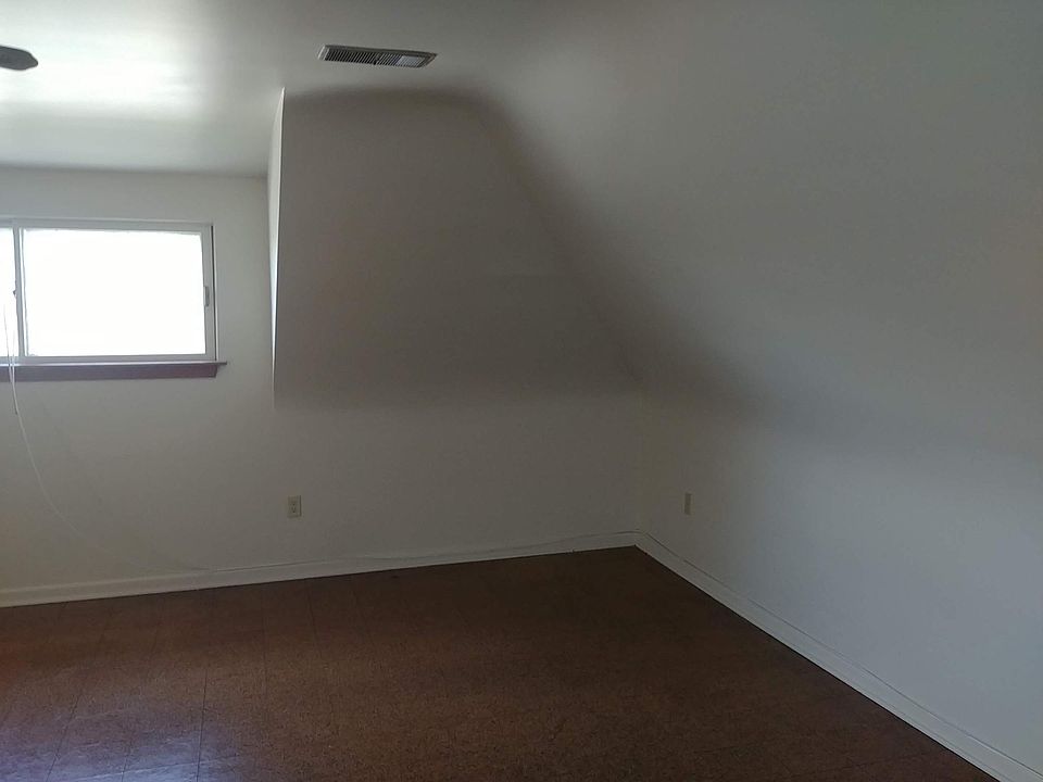 1st image of 4621 Lawn Ave