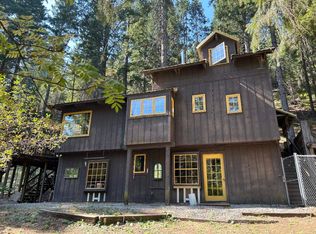 1404 S Shasta Ranch Rd, Mount Shasta, CA 96067