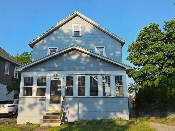 38 Mayflower St, Rochester, NY 14615