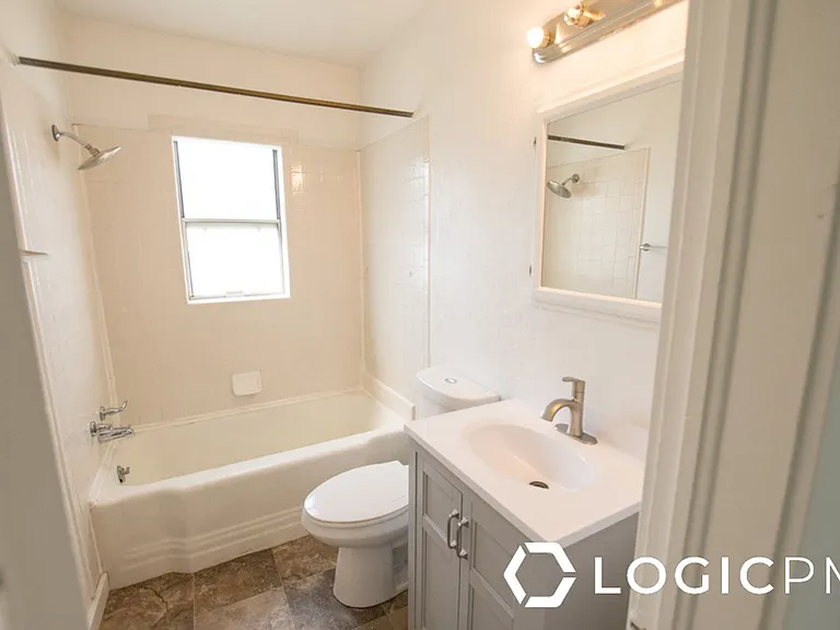 365 E Garfield Ave #1 — Photo 16