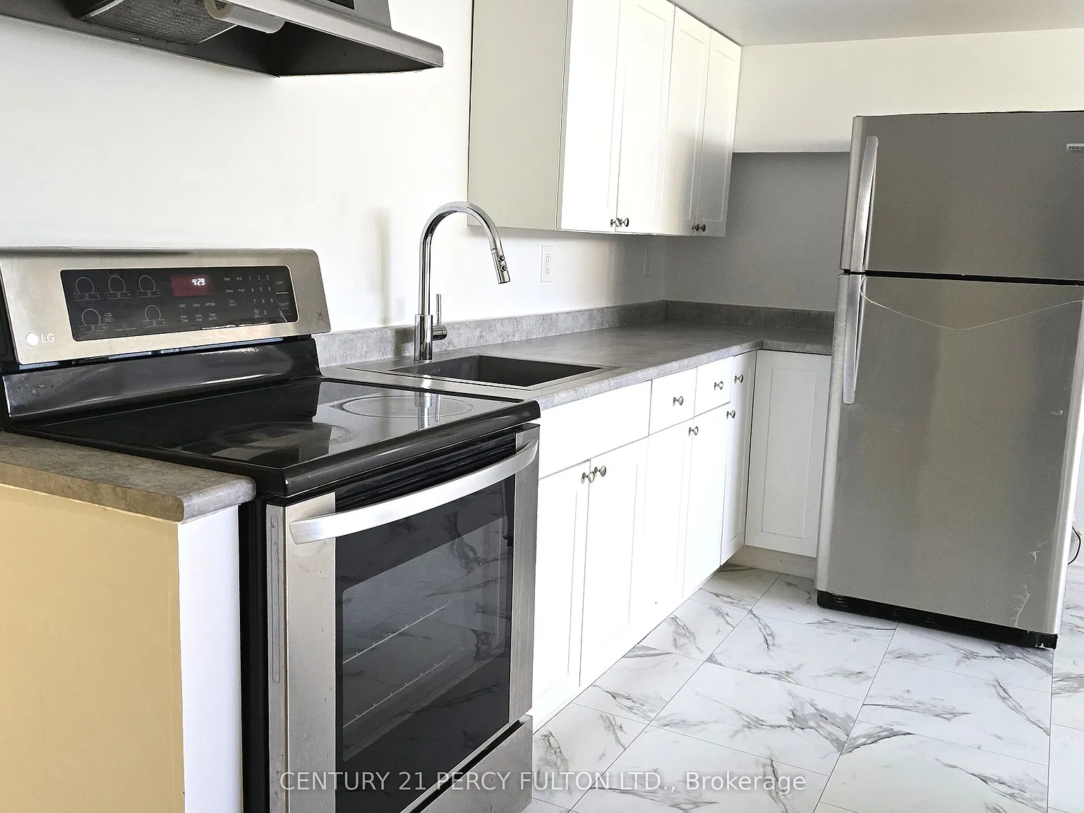 3 bed, $1,850 — Photo 3