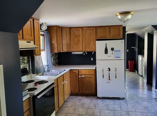 201 S Hunter St, Capac, MI 48014