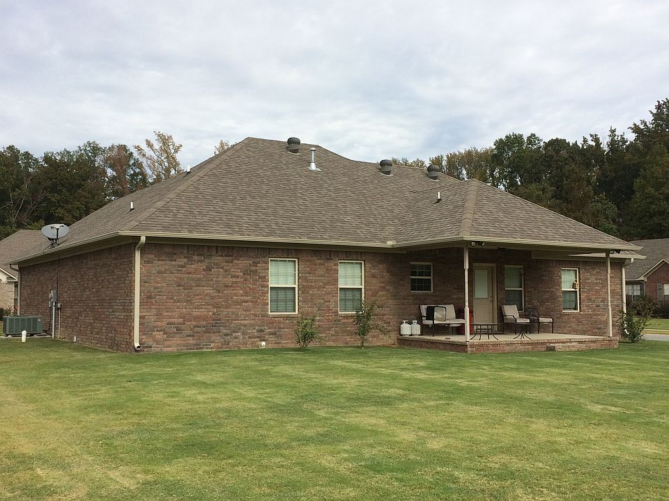 2nd image of 28 Brentwood Dr