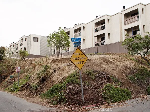 2000 Molino Ave #10, Signal Hill, CA 90755