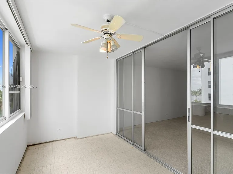 5005 Collins Ave #509 — Photo 32