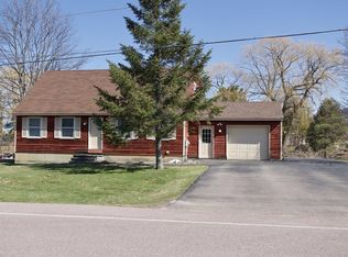 3 Quarry Ln, Milton, VT 05468