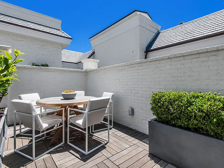 The Residences at Palisades Village — Photo 72