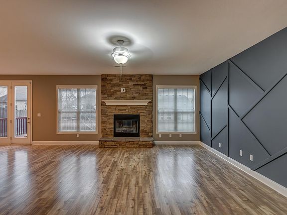 5th image of 4123 Katherine Pl