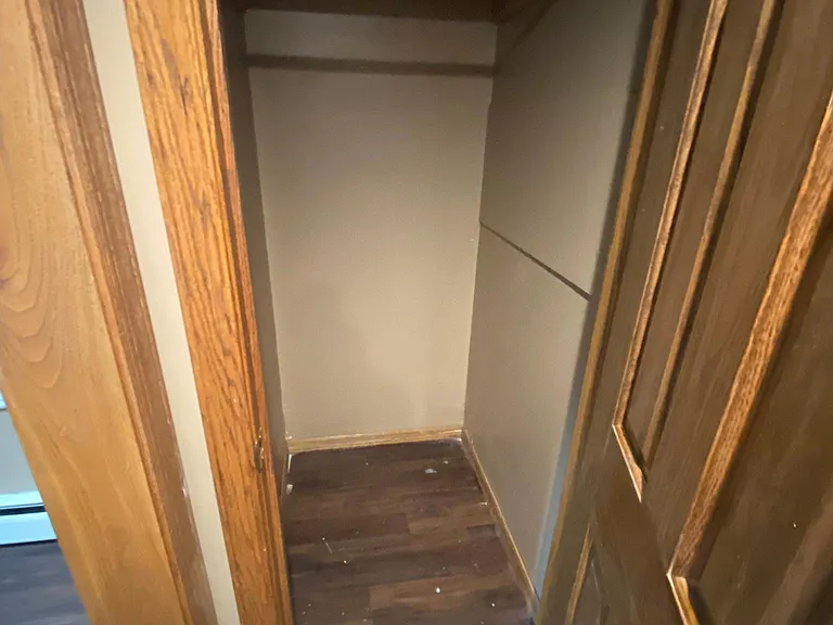 1624 Genesee St #6 — Photo 6