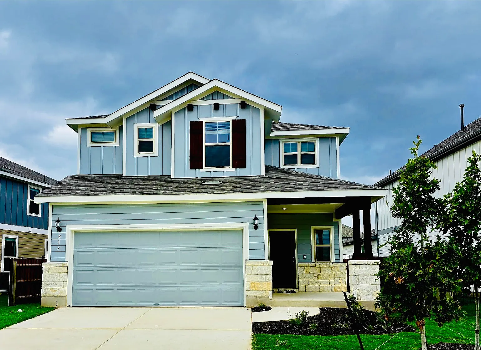 4 bed, 2143 sqft, $2,350 — Photo 1