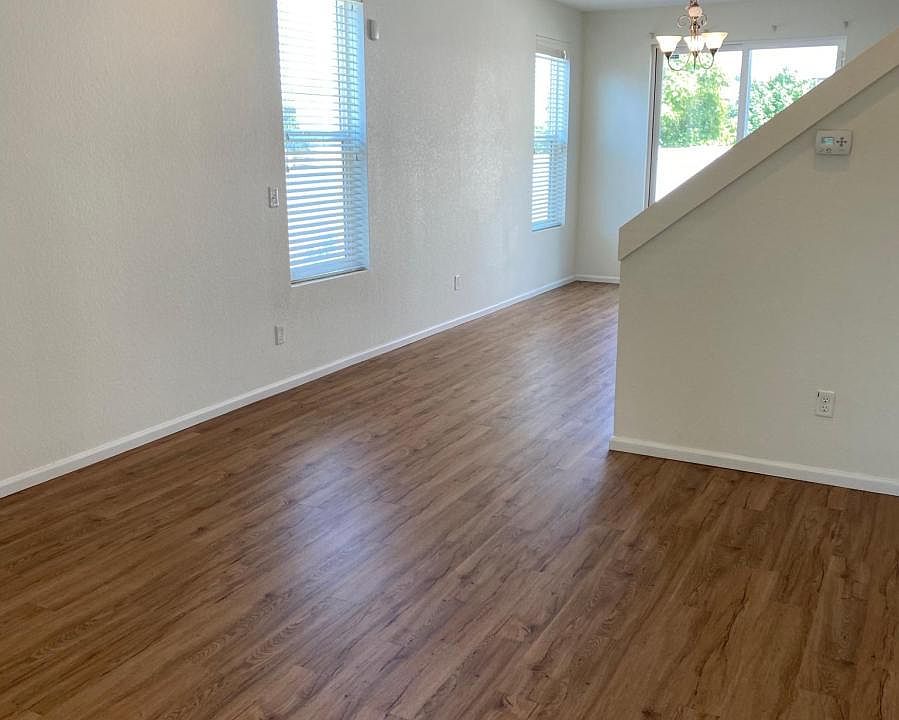 1st image of 21495 E 53rd Ave
