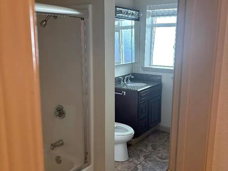 250 Barham Ave #A — Photo 7