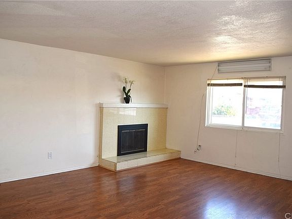 3rd image of 9166 Cerritos Ave Unit 16