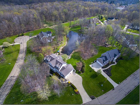 4th image of 1761 Forest Oaks Dr