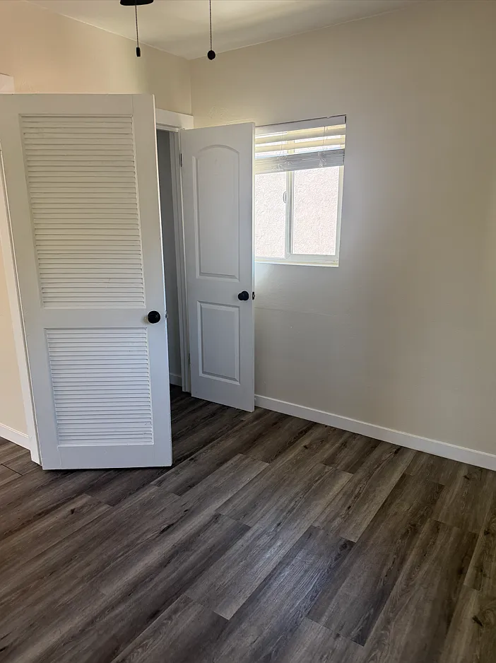 1 bed, $2,300 — Photo 2